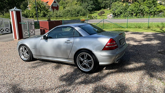 Mercedes-Benz SLK230 5 of 5