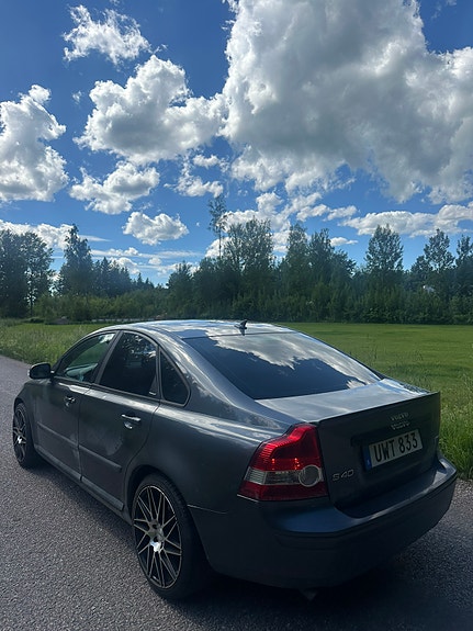 Volvo S40 5 of 5