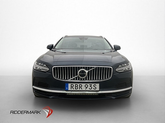 Volvo V90 2 of 5