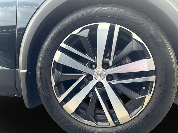 Peugeot 5008 6 of 15