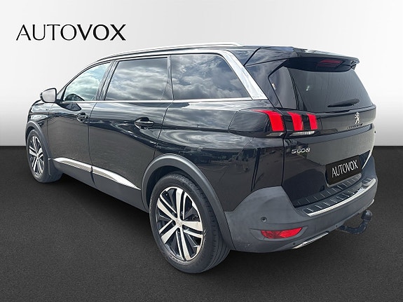 Peugeot 5008 3 of 15