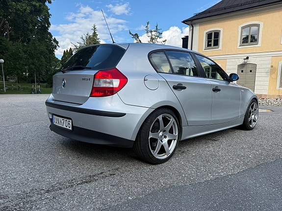 BMW 116i 5 of 5