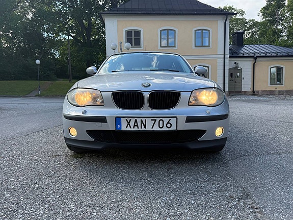 BMW 116i 8 of 13