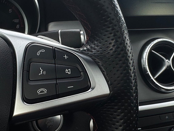 Mercedes-Benz CLA200 d 16 of 29
