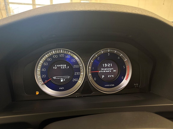 Volvo V60 17 of 25