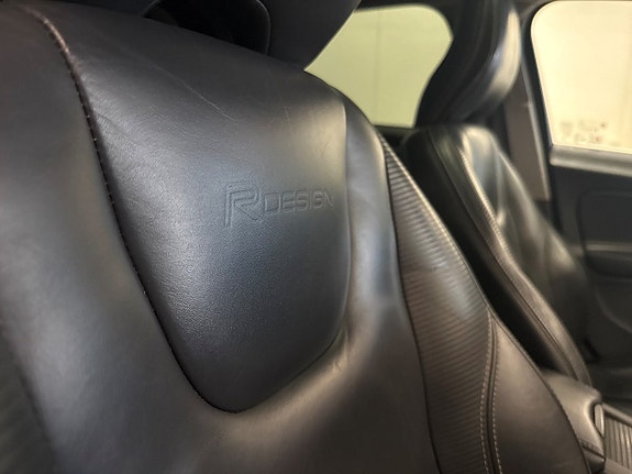 Volvo V60 20 of 25