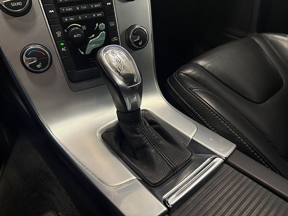 Volvo V60 19 of 25