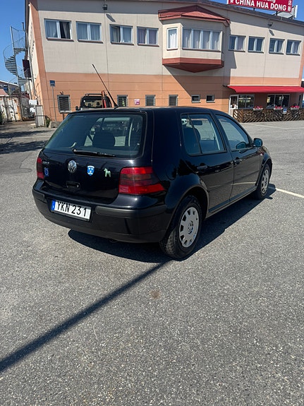 Volkswagen Golf IV 4 of 5