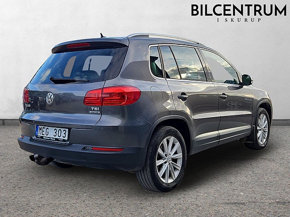 Volkswagen Tiguan 3 of 5