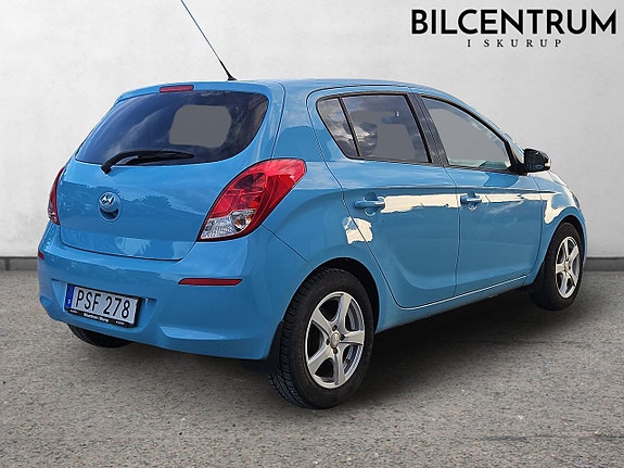 Hyundai i20 3 of 5