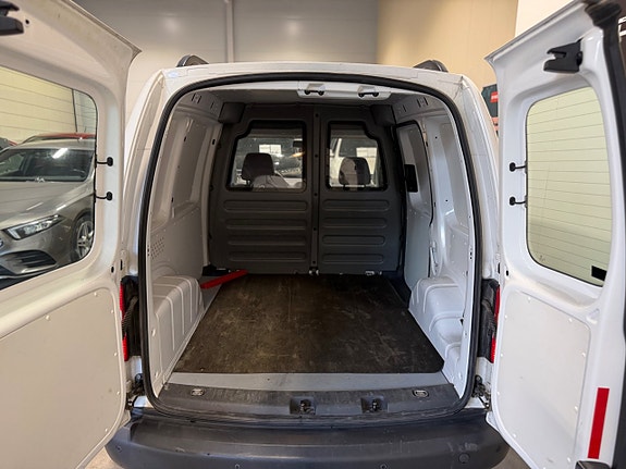 Volkswagen Caddy 8 of 18
