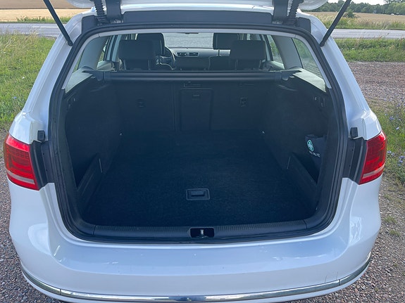 Volkswagen Passat 5 of 5