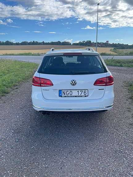 Volkswagen Passat 4 of 5