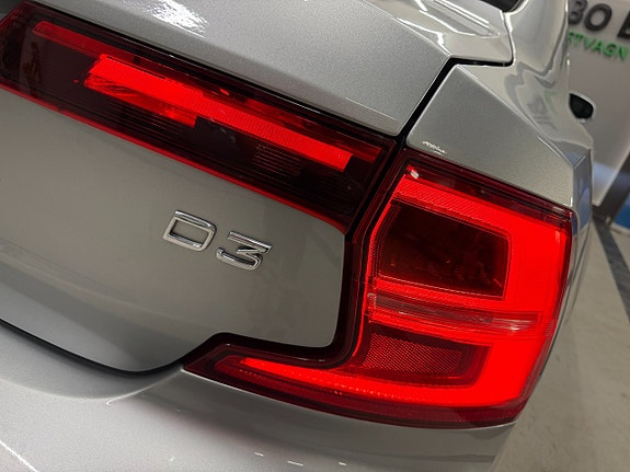 Volvo S90 10 of 20