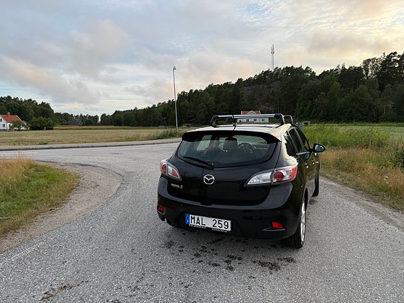 Mazda 3 3 of 5
