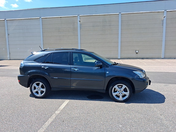 Lexus RX400h 4 of 6