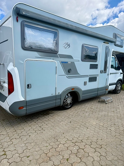 Renault Knaus 3 of 9
