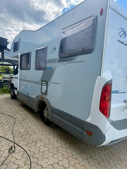 Renault Knaus 4 of 9