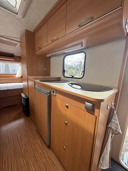 Adria Altea 542 PK 11 of 15