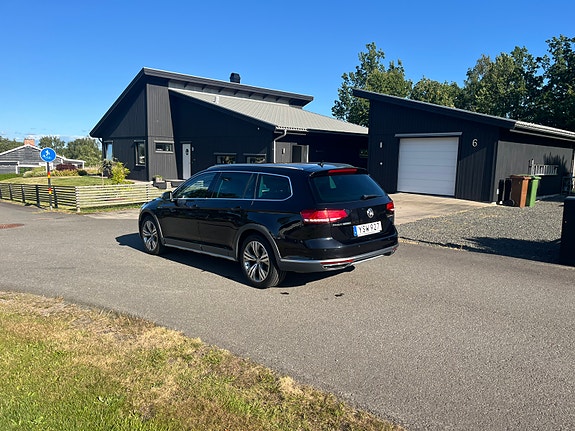 Volkswagen Passat Alltrack 5 of 5
