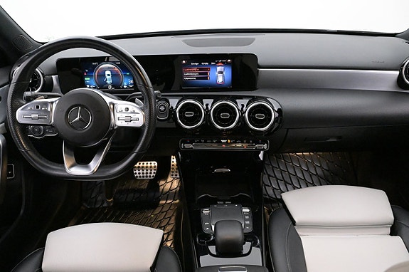 Mercedes-Benz A250 e 6 of 27