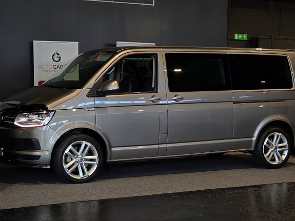 Volkswagen Multivan 11 of 21