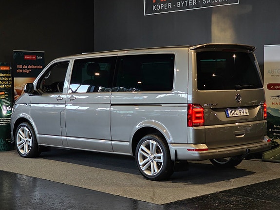 Volkswagen Multivan 8 of 21