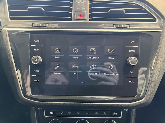 Volkswagen Tiguan 16 of 19