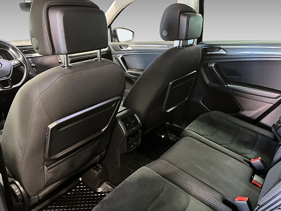 Volkswagen Tiguan 12 of 19
