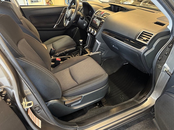Subaru Forester 16 of 30
