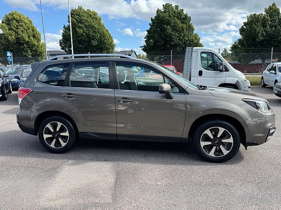 Subaru Forester 6 of 30