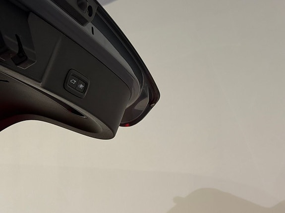 Volvo XC40 5 of 5
