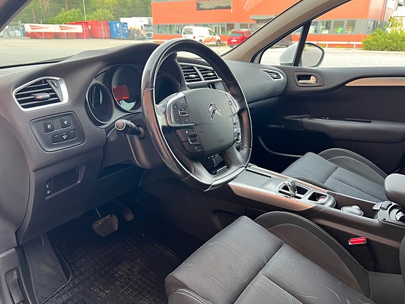 Citroen C4 12 of 19