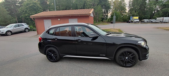 BMW X1 2 of 5