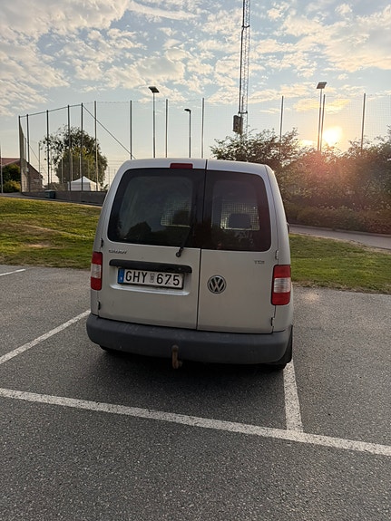 Volkswagen Caddy 3 of 3