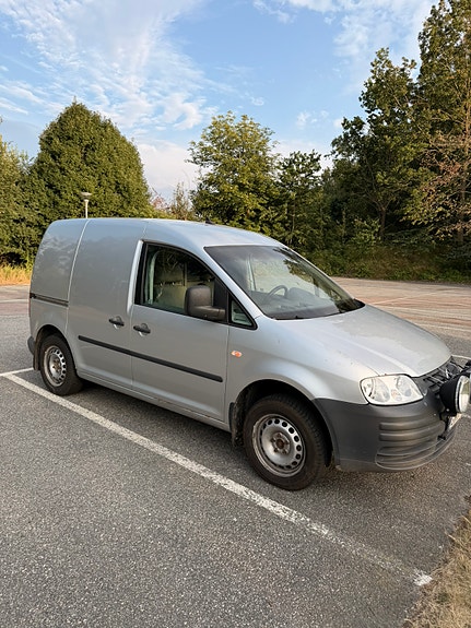 Volkswagen Caddy 2 of 3