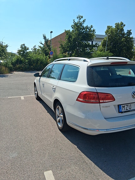 Volkswagen Passat 4 of 5