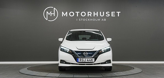 Nissan Leaf 2 of 21