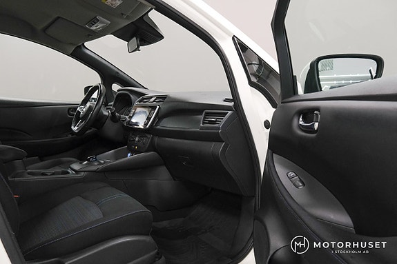 Nissan Leaf 9 of 21