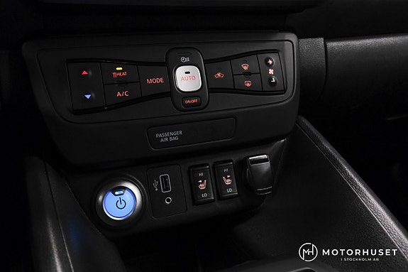Nissan Leaf 17 of 21