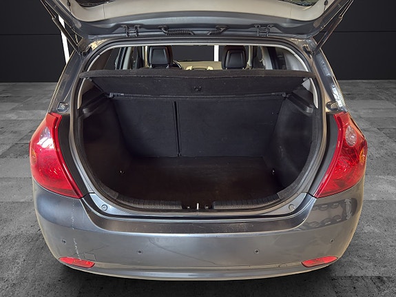 Kia Ceed 10 of 20