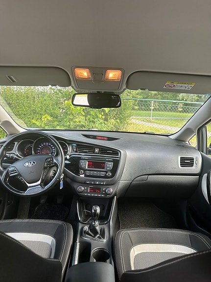 Kia Ceed 8 of 11