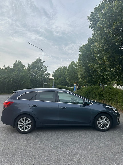 Kia Ceed 5 of 5