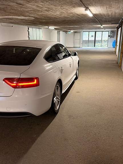 Audi A5 2 of 13