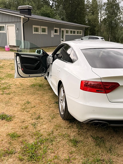 Audi A5 6 of 13