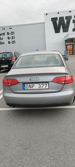 Audi A4 4 of 5