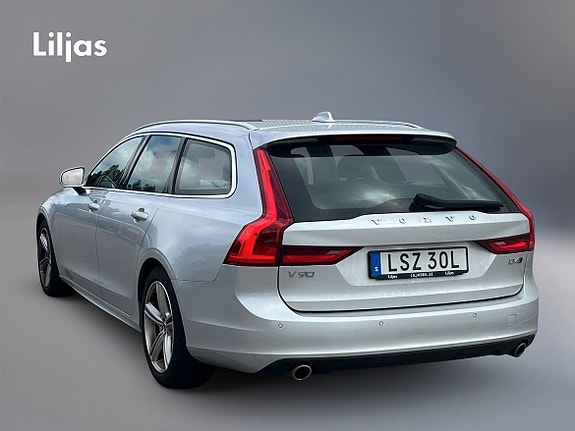Volvo V90 3 of 4