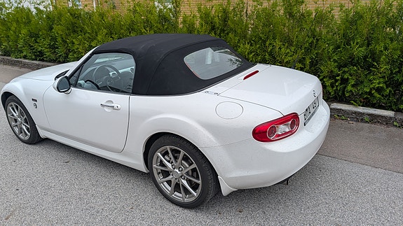 Mazda MX-5 6 of 7
