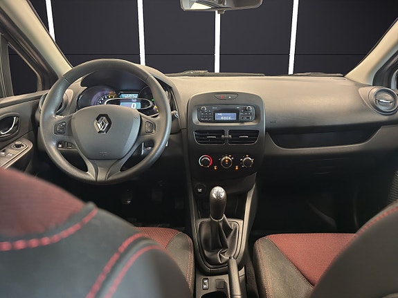 Renault Clio 13 of 22