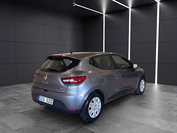 Renault Clio 6 of 22